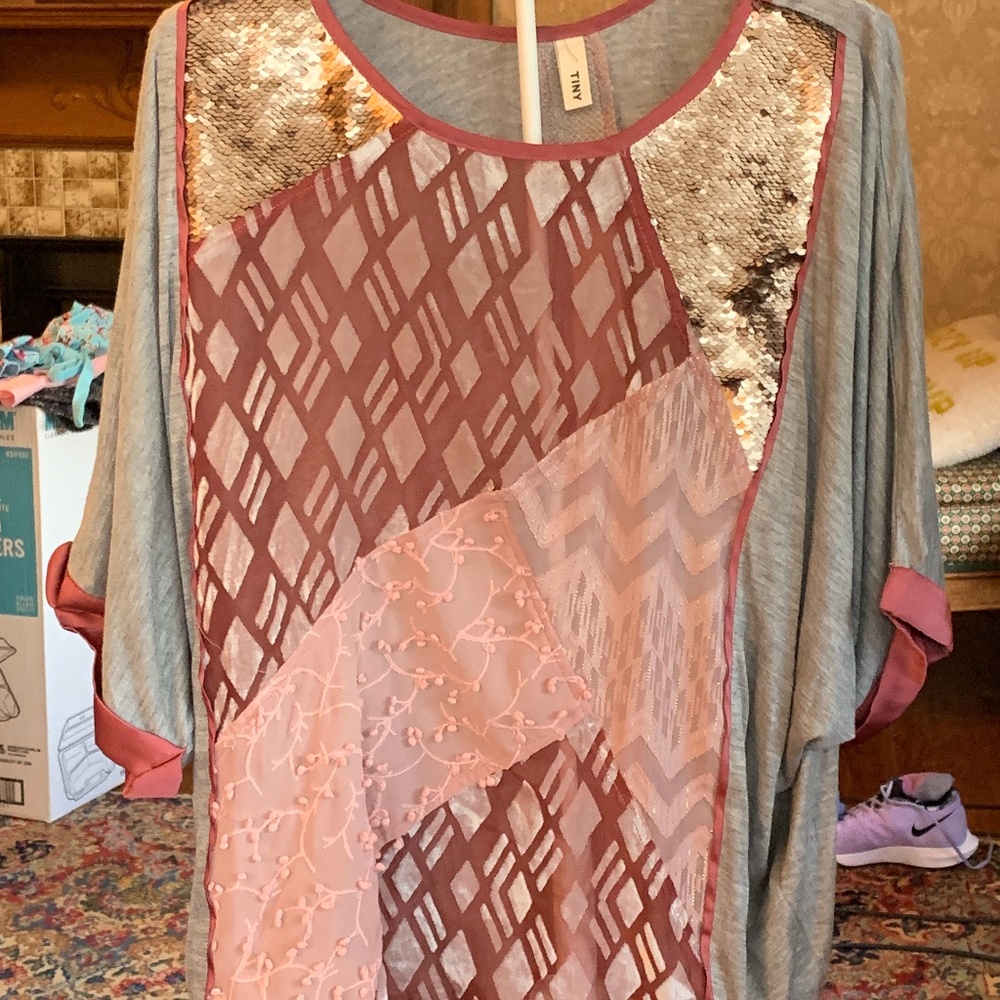 Tiny for Anthropologie mixed media tee. Worn snd washed once. Retail 86